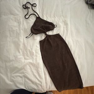 HALTER CUTOUT MIDI DRESS